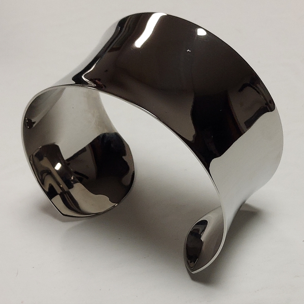 Steel by Design 1.5" Wide Stainless Cuff Bracelet QVC 2008 New with box and tag